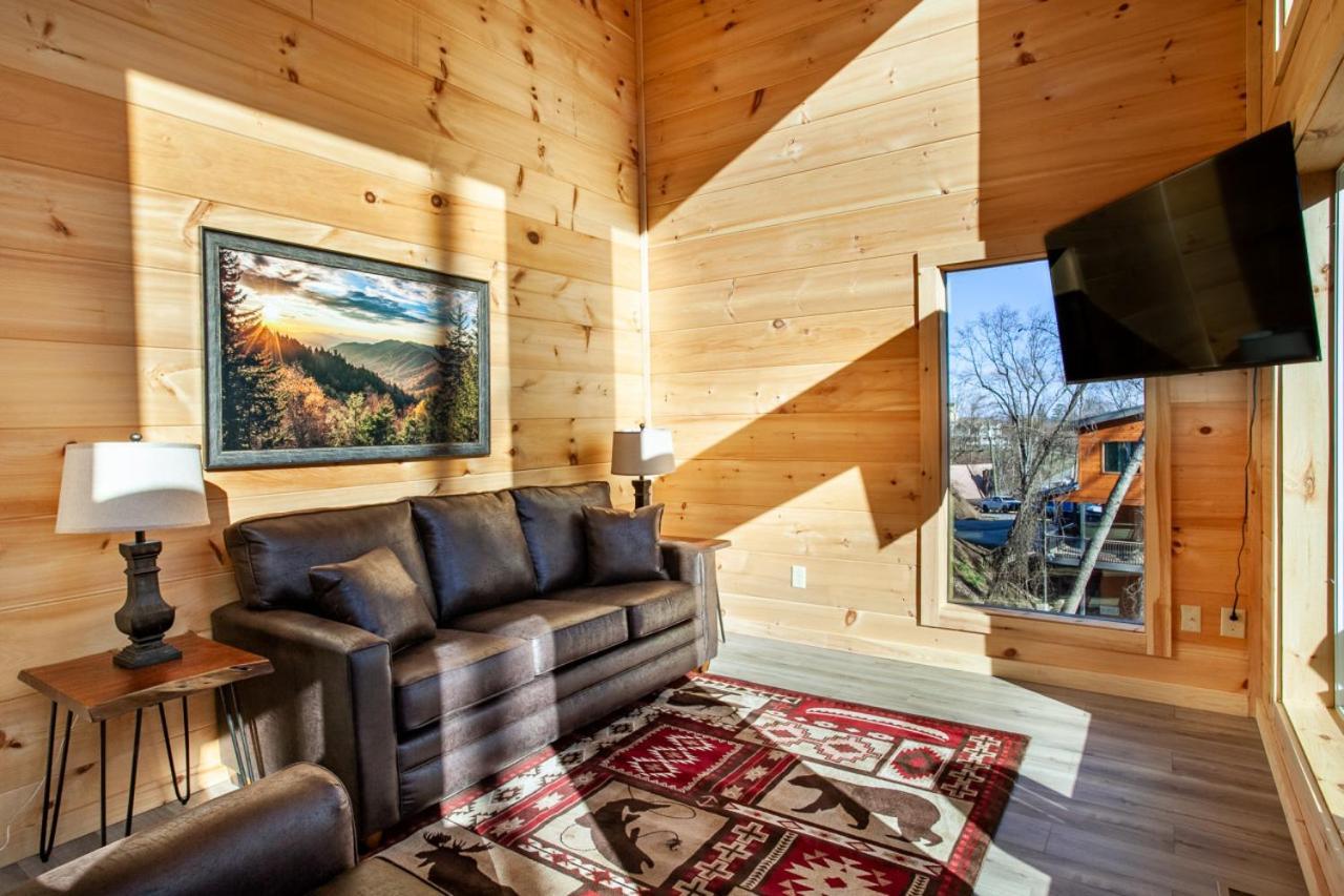 Brand New Build Cozy Cottage With Mountain View Gatlinburg Exterior photo