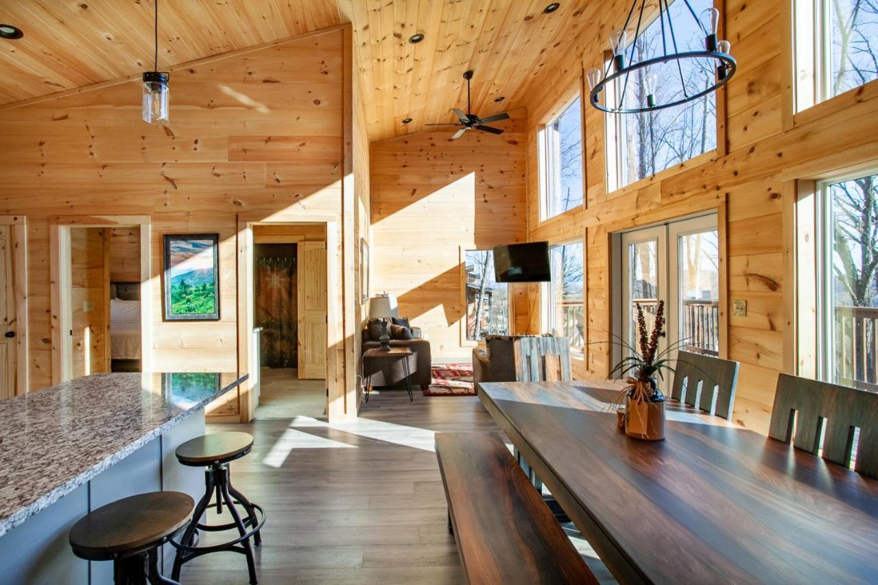 Brand New Build Cozy Cottage With Mountain View Gatlinburg Exterior photo