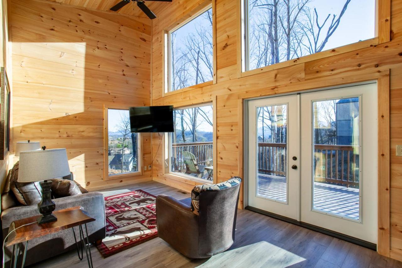 Brand New Build Cozy Cottage With Mountain View Gatlinburg Exterior photo