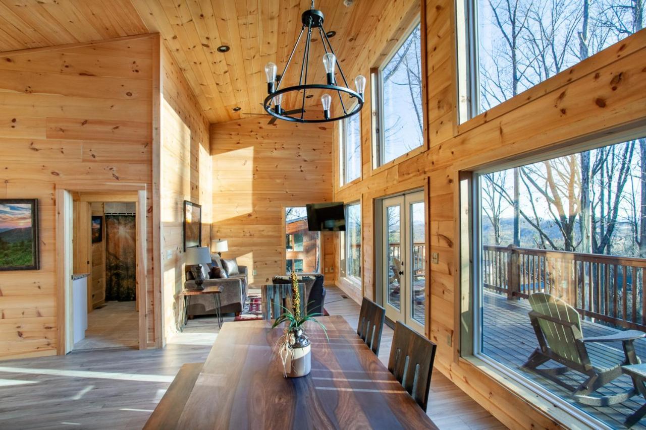 Brand New Build Cozy Cottage With Mountain View Gatlinburg Exterior photo