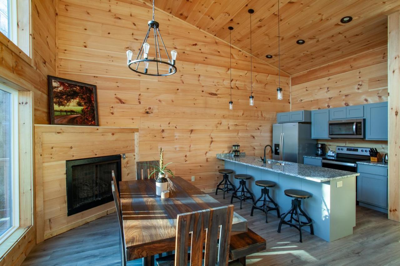 Brand New Build Cozy Cottage With Mountain View Gatlinburg Exterior photo