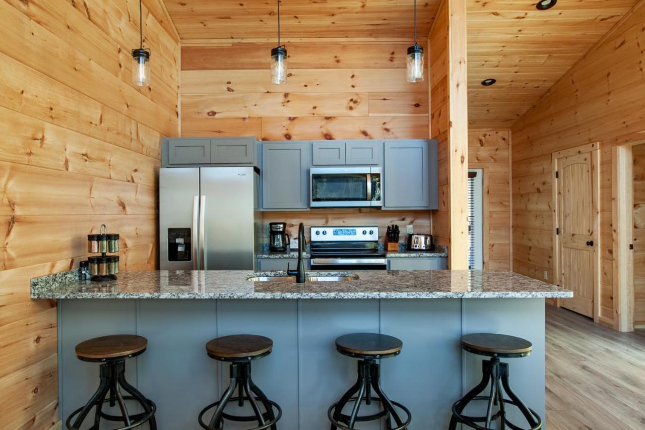 Brand New Build Cozy Cottage With Mountain View Gatlinburg Exterior photo